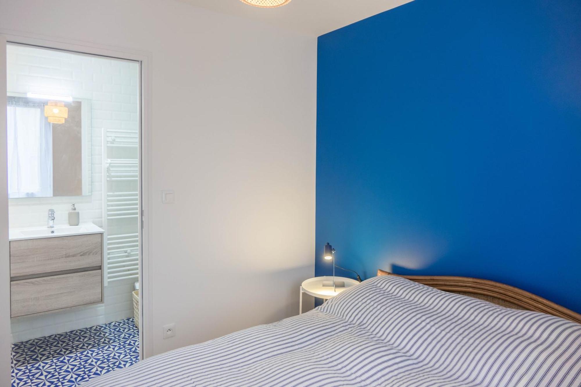 Beau Quartier Et Central, Maison Spacieuse Avec Cour, 3 Chambres, 3 Salles De Bains A 10 Min A Pied De La Gare Orleans Luaran gambar